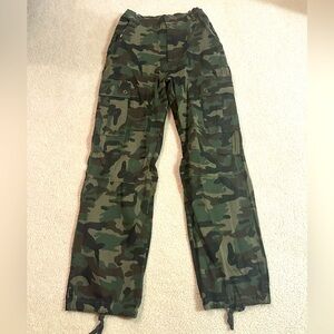 Better Bee Camo cargo pants